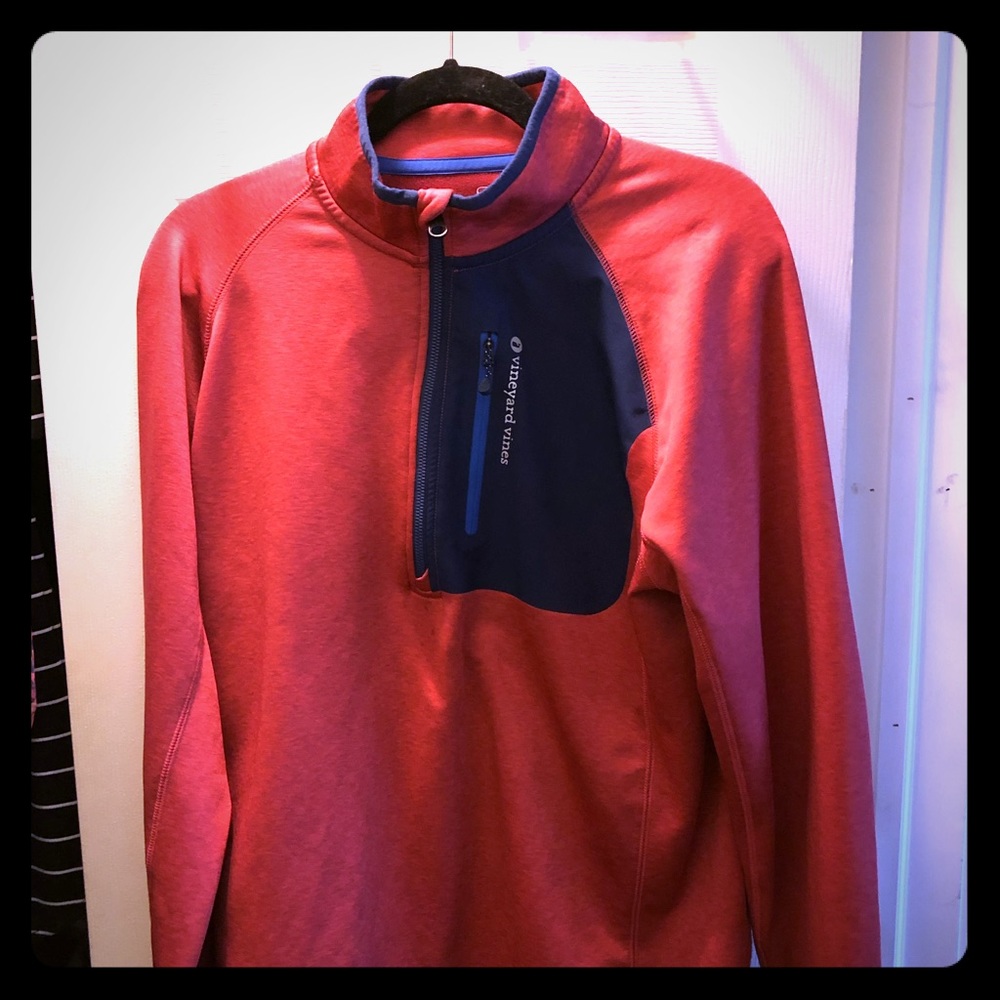 Vineyard vines performance fleece